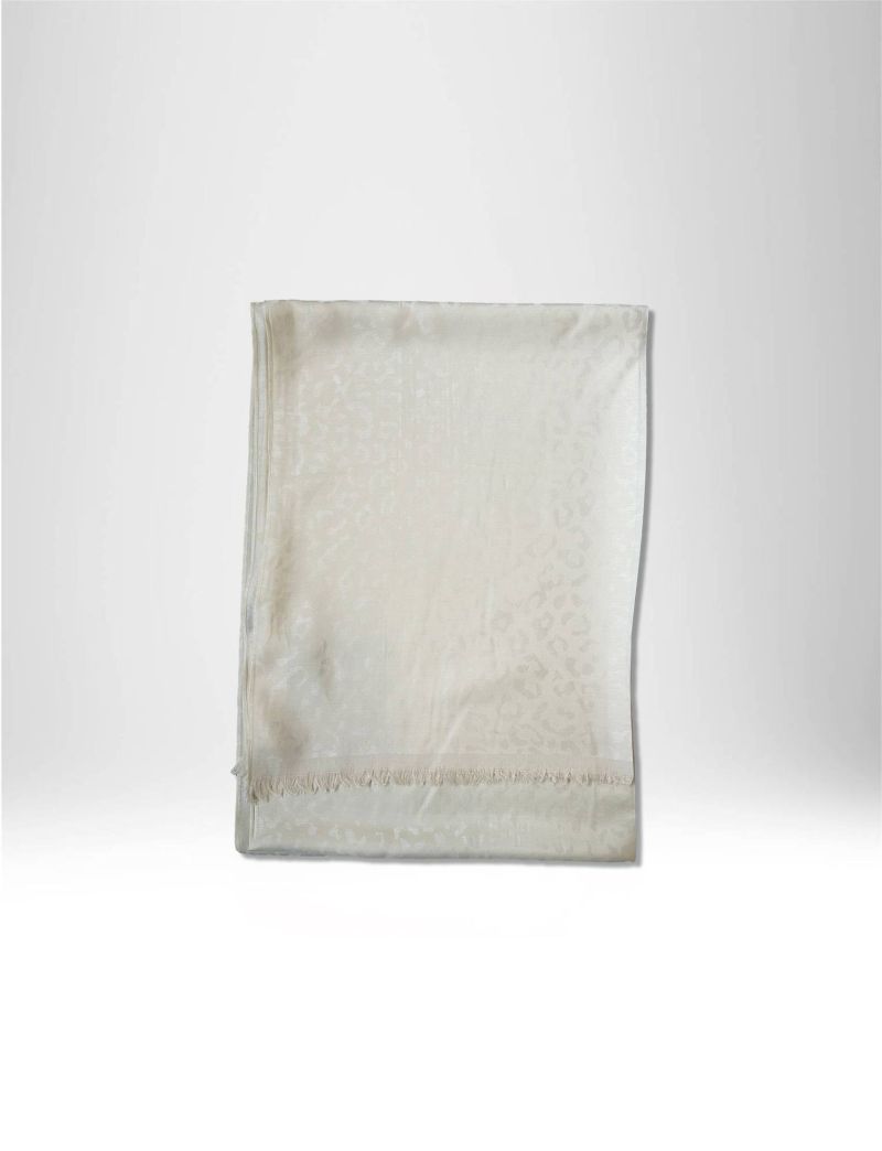 WOMEN'S TONE-ON-TONE LEOPARD PRINT SCARF