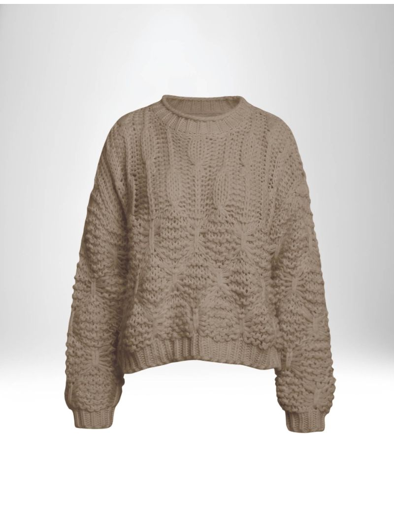 OVERSIZED CABLE-KNIT SWEATER