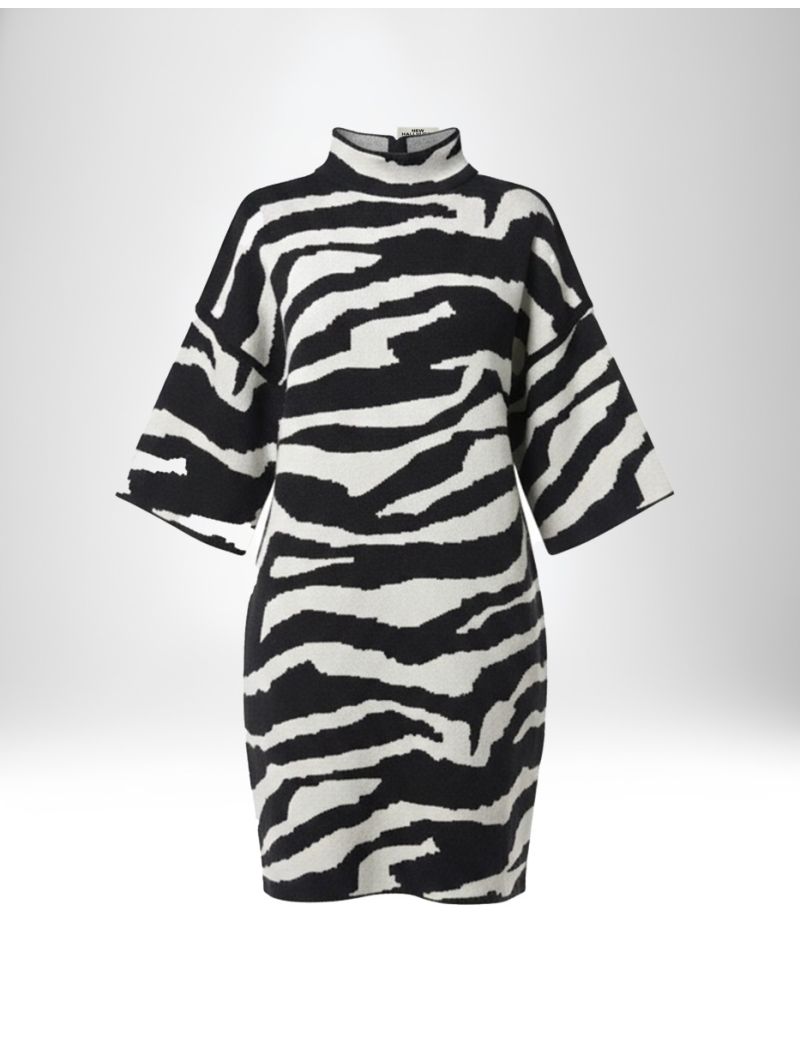 SHORT-SLEEVE KNIT DRESS WITH ZEBRA EFFECT