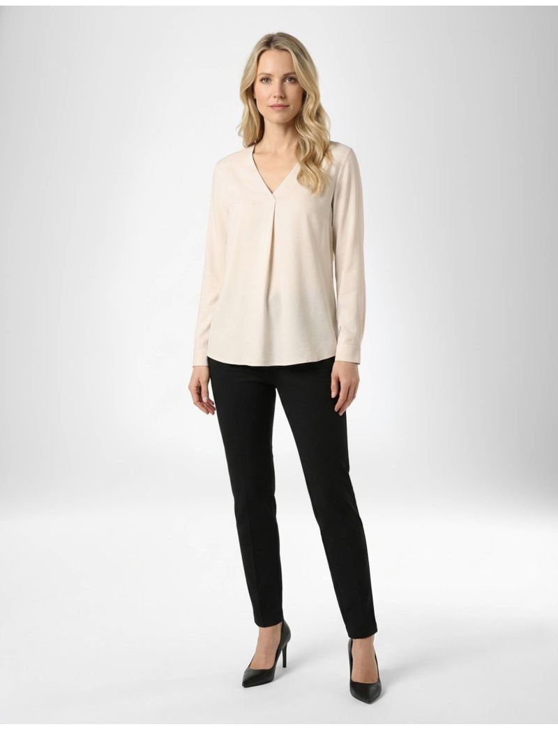 LONG-SLEEVE TOP WITH V-NECKLINE